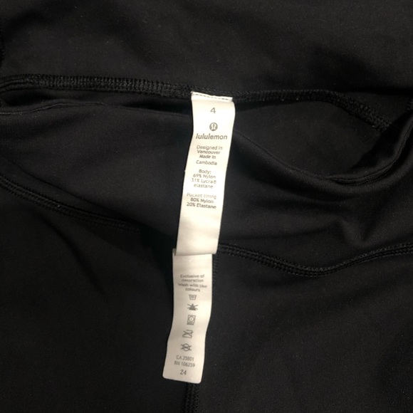 Lululemon Speed Up Crop size 4 - Picture 3 of 3